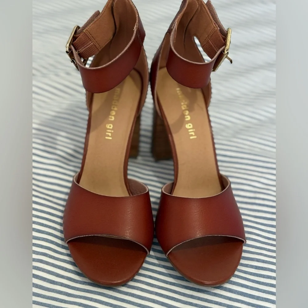NWOT Madden Girl Cognac ankle strap 3” heel size 8 - Picture 4 of 6